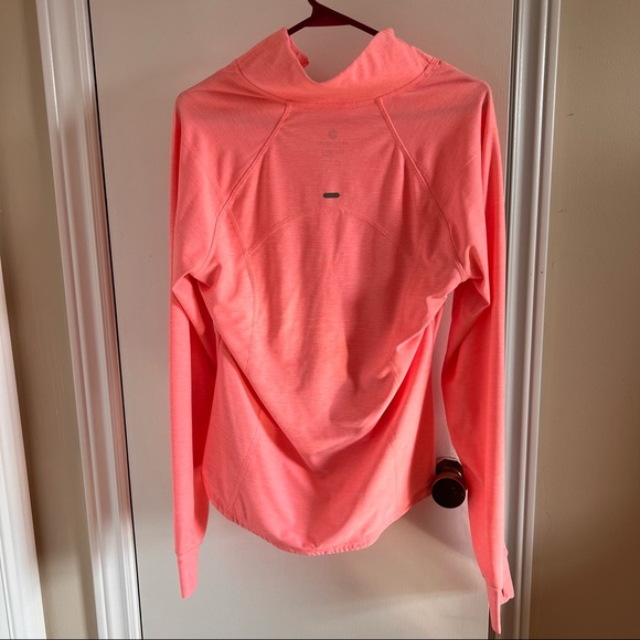 NWOT Old Navy Quarter Zip Activewear Top - Picture 4 of 7